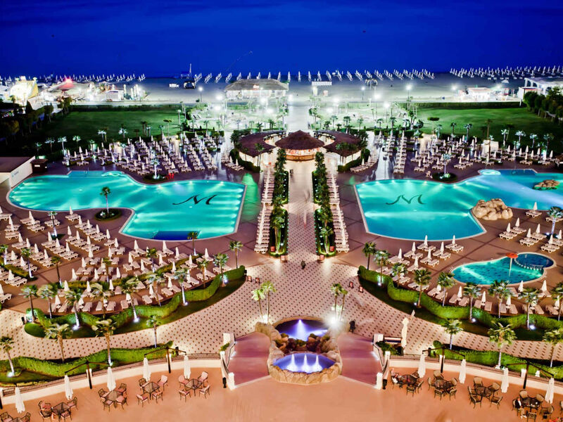 Dit Majestic Beach Resort