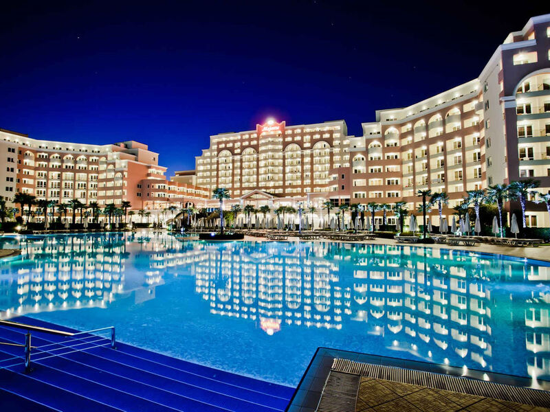 Dit Majestic Beach Resort