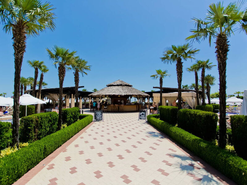 Dit Majestic Beach Resort