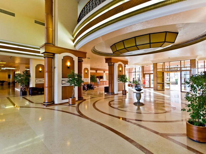 Dit Majestic Beach Resort