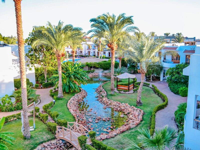 Dive Inn Resort
