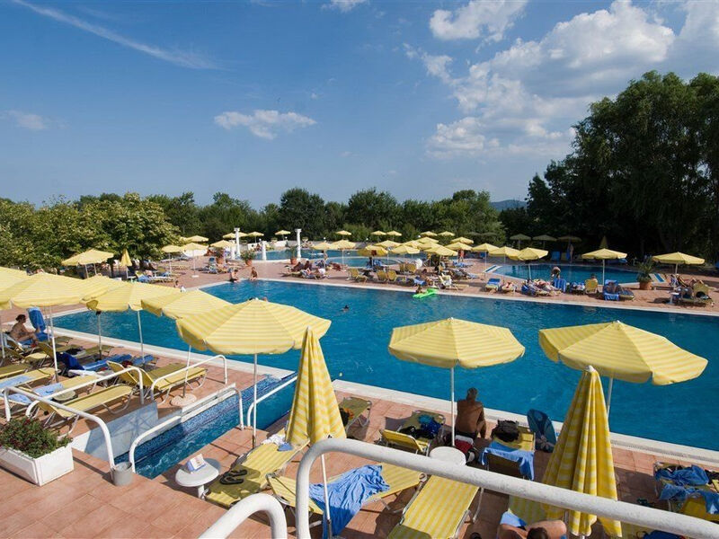 Holiday Village Djuni