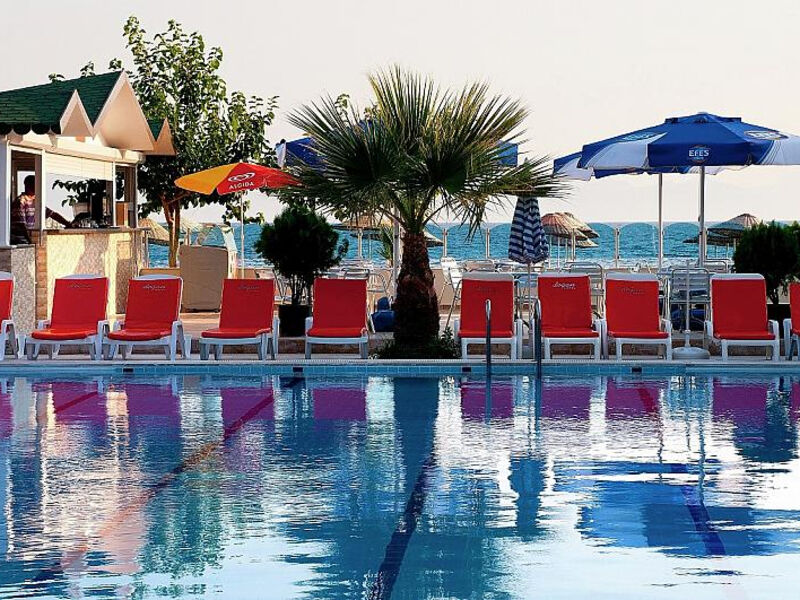 Dogan Beach Resort