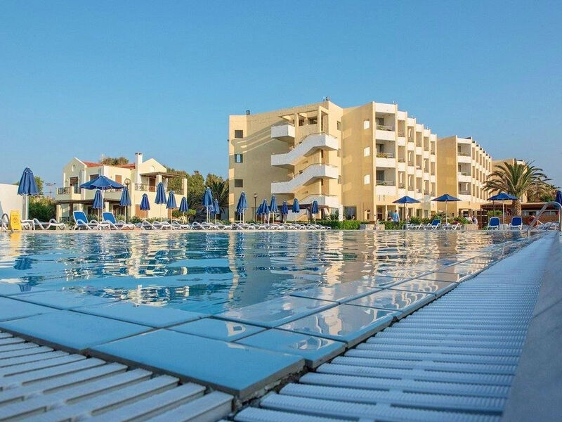 Dessole Dolphin Bay Resort