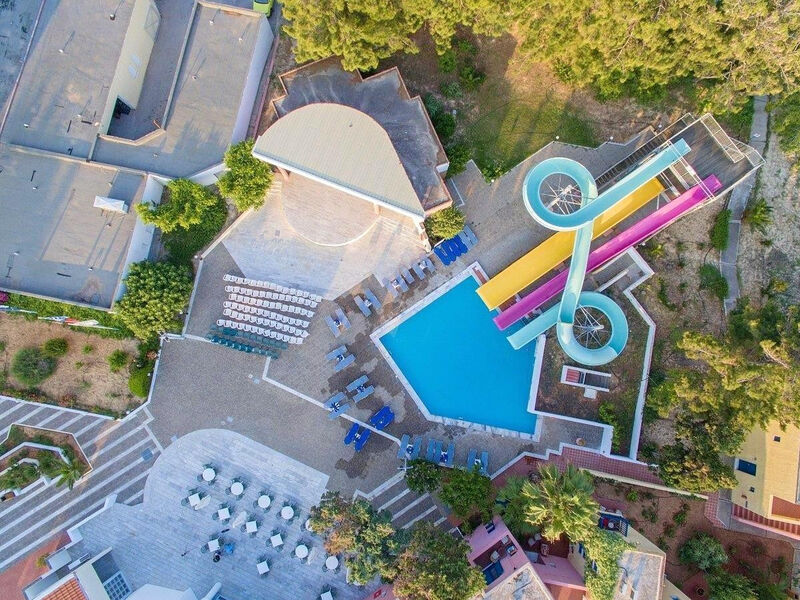 Dessole Dolphin Bay Resort