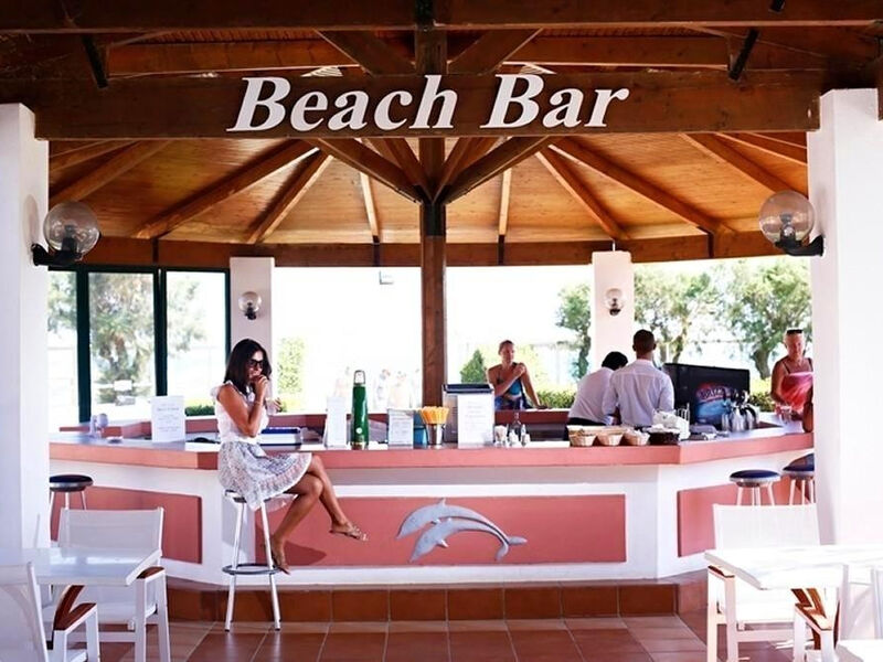 Dessole Dolphin Bay Resort