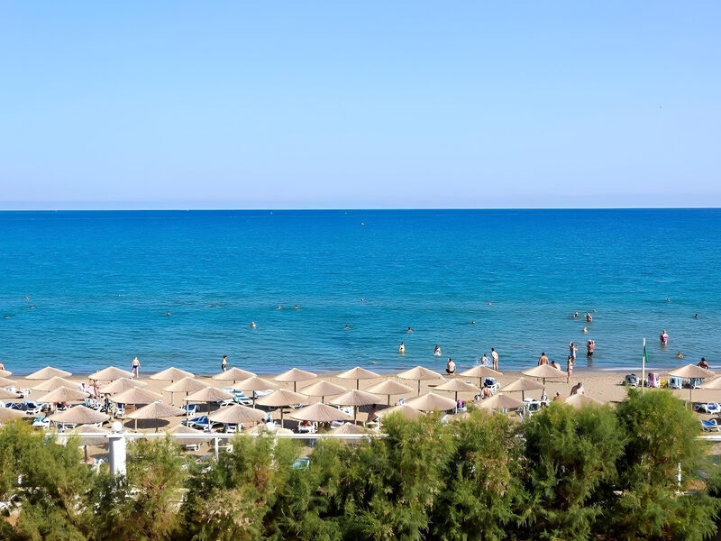 Dessole Dolphin Bay Resort