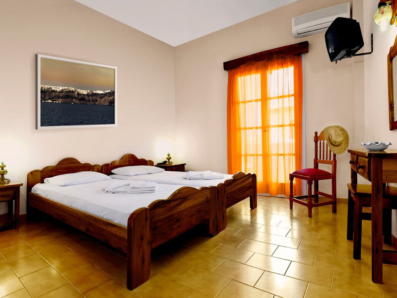Dolphins Apartments