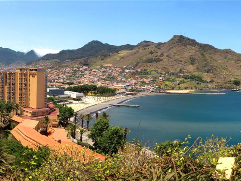 Dom Pedro Baia