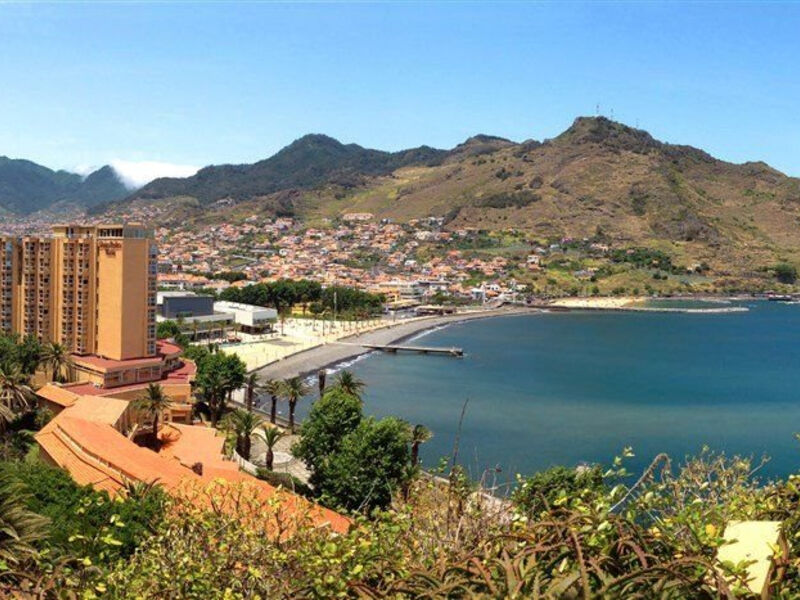 Dom Pedro Baia