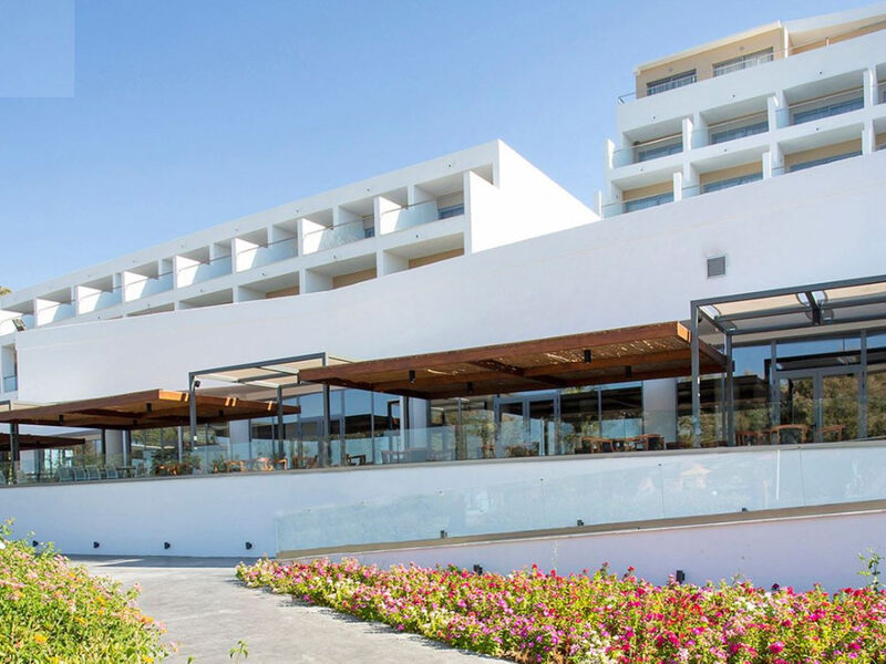 Doreta Beach Resort & Spa