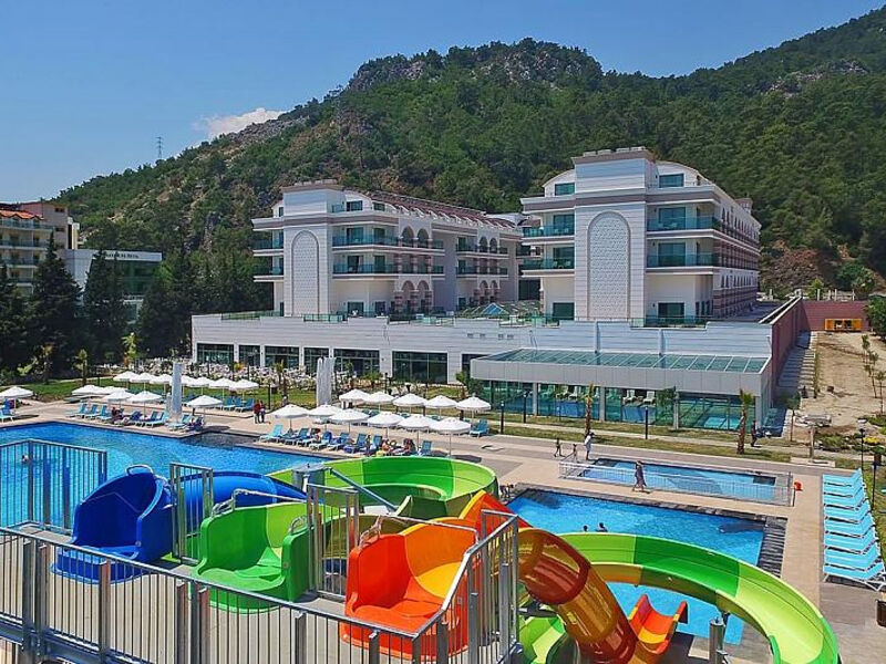 Dosinia Luxury Resort