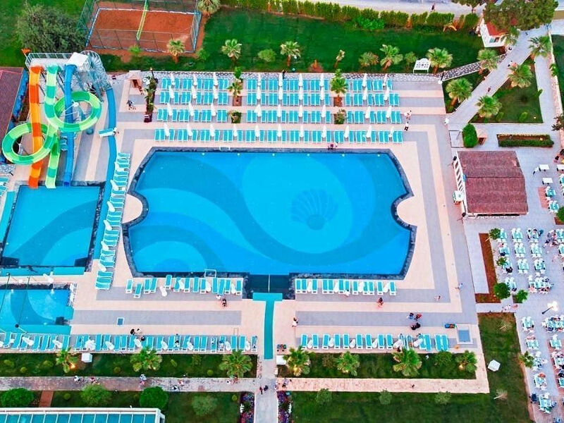 Dosinia Luxury Resort