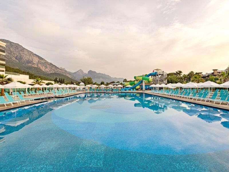 Dosinia Luxury Resort