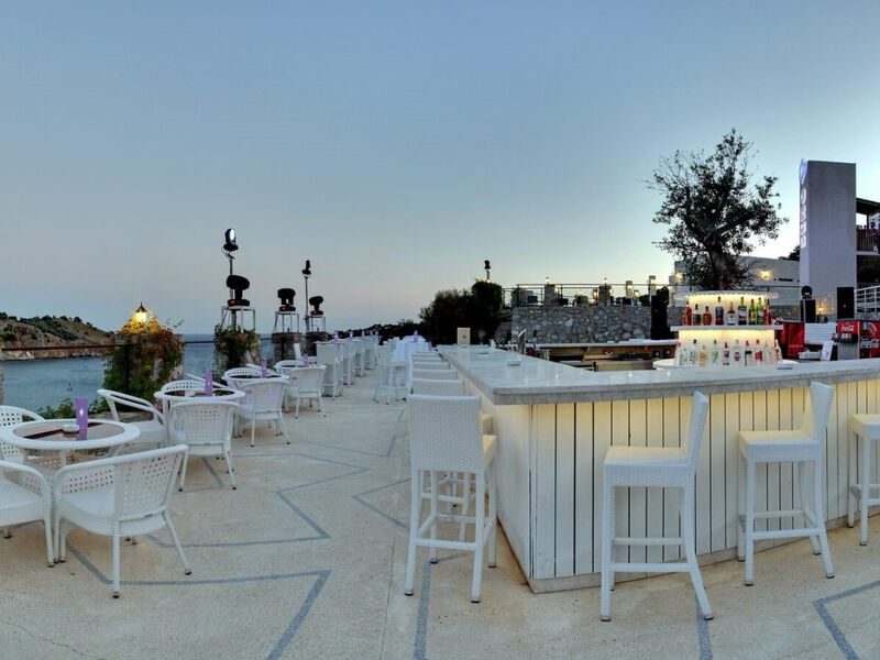Doubletree By Hilton Dubai M Square Hotel & Residences