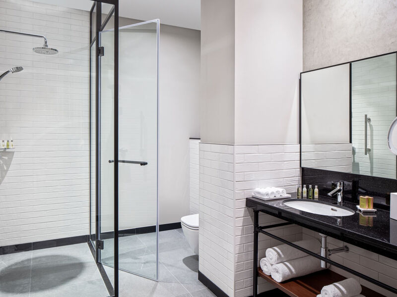 Doubletree By Hilton Dubai M Square Hotel & Residences