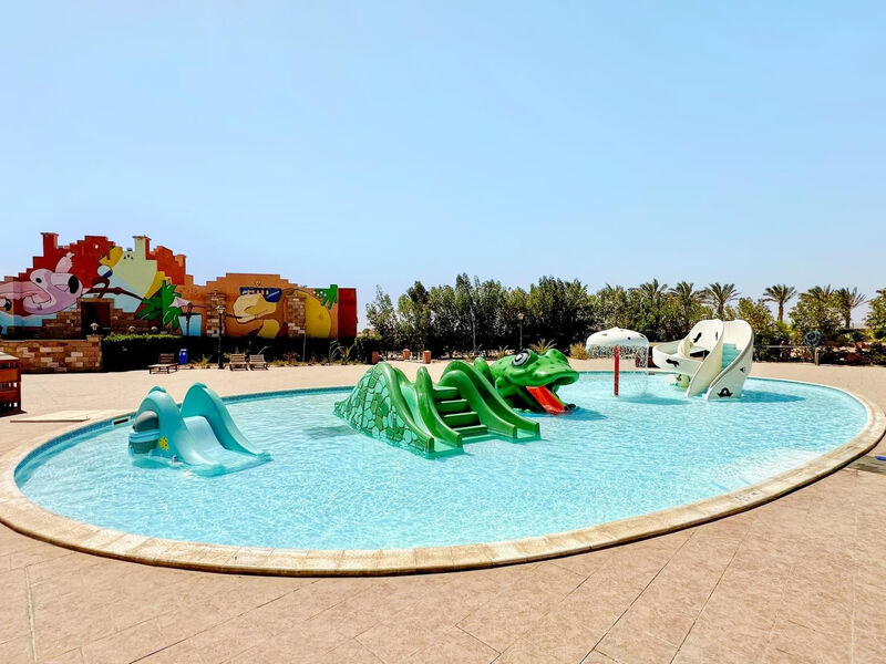 Dream Lagoon & Aquapark Resort