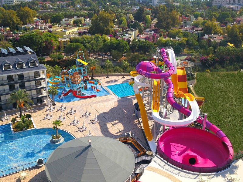 Dream World Palace
