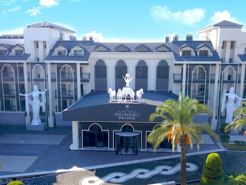 Dream World Palace