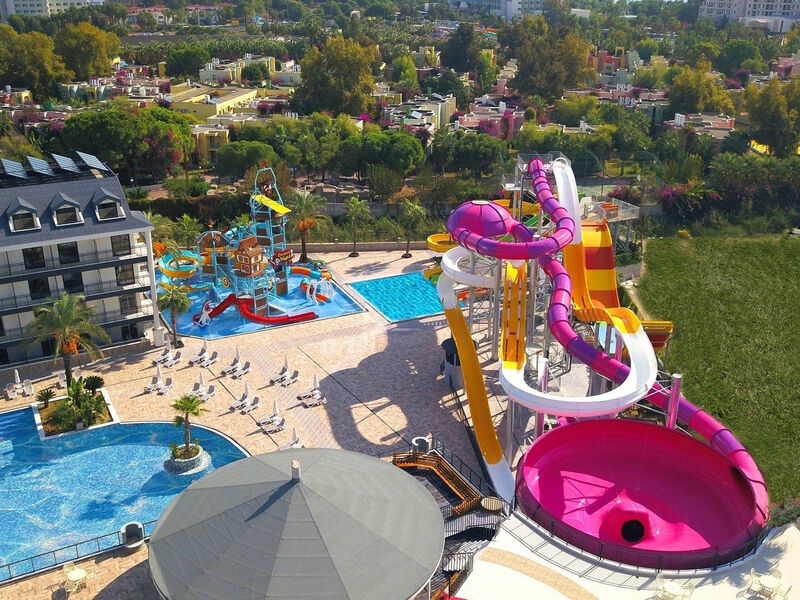 Dream World Palace