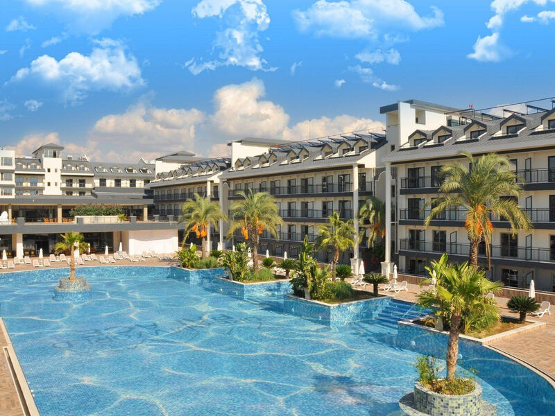 Dream World Palace