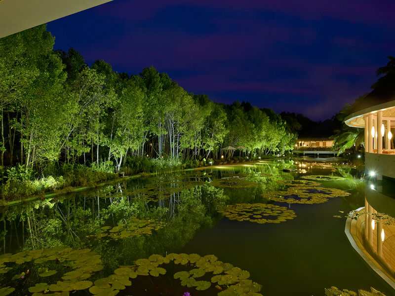 Dreamland The Unique Sea & Lake Resort