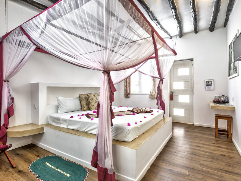 Dreams Bay Boutique