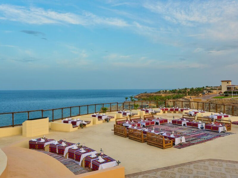 Dreams Beach Resort