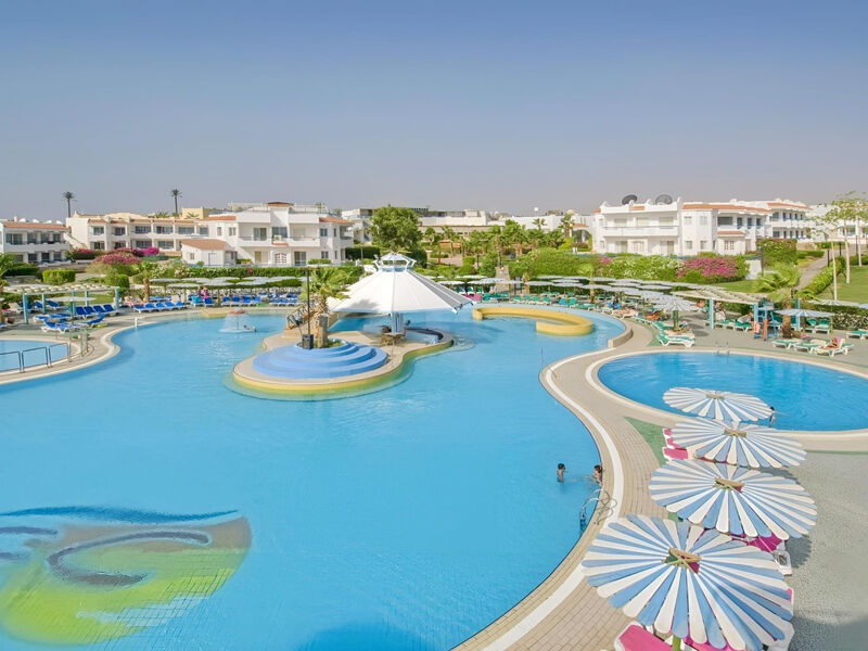 Dreams Beach Resort