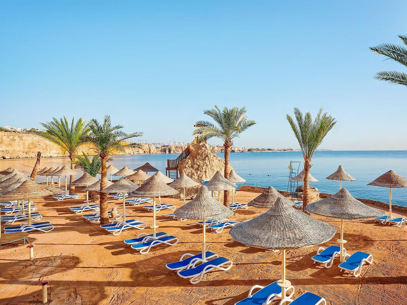 Dreams Beach Resort