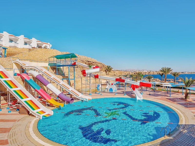 Dreams Beach Resort