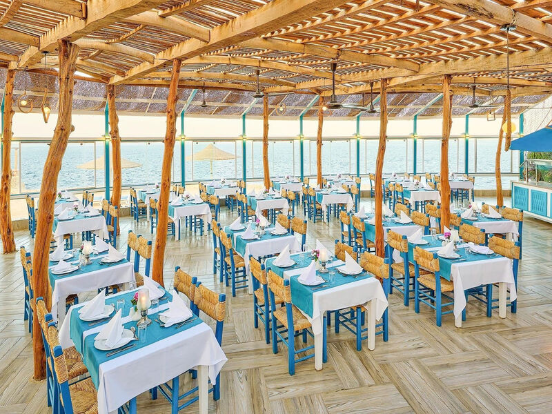 Dreams Beach Resort
