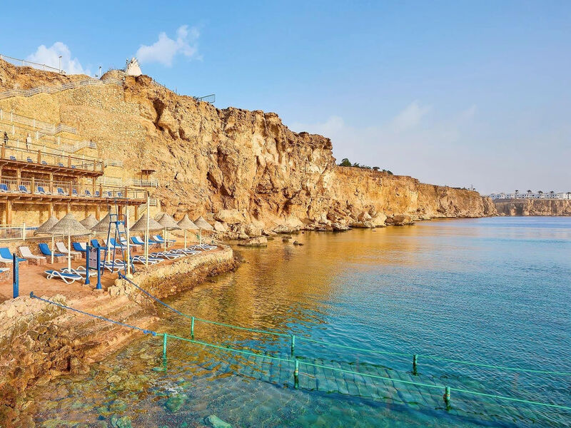 Dreams Beach Resort