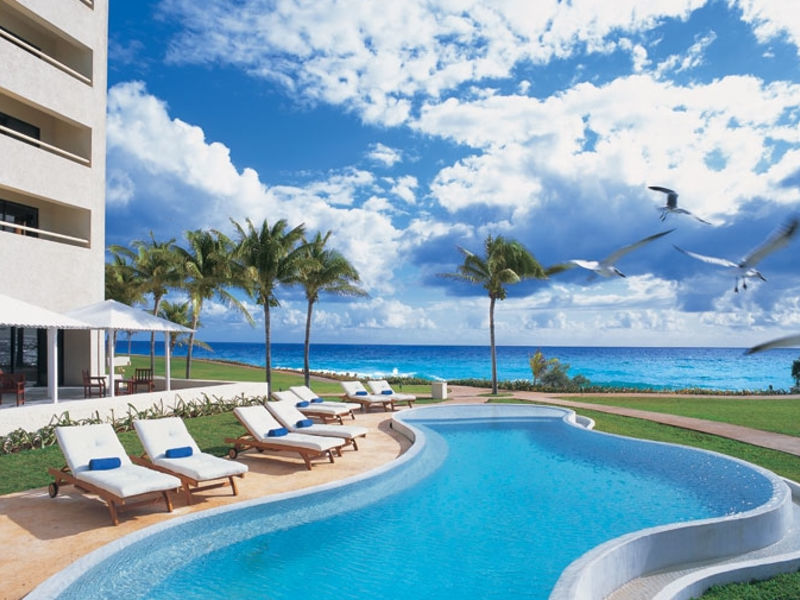 Dreams Cancun Resort & Spa