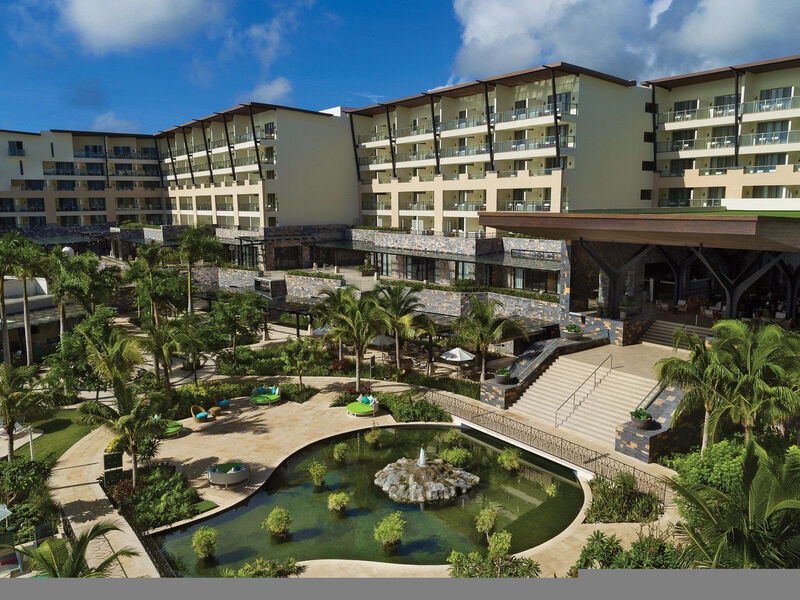 Dreams Natura Resort & Spa