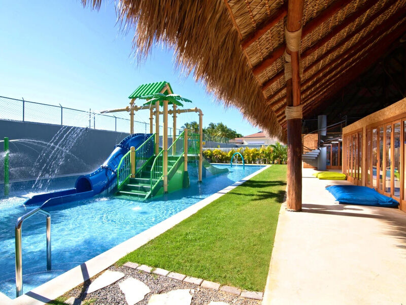 Dreams Onyx Resort