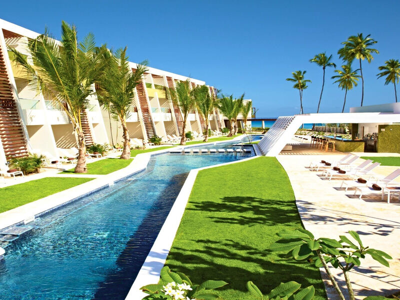 Dreams Onyx Resort