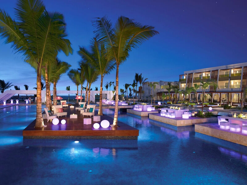 Dreams Onyx Resort