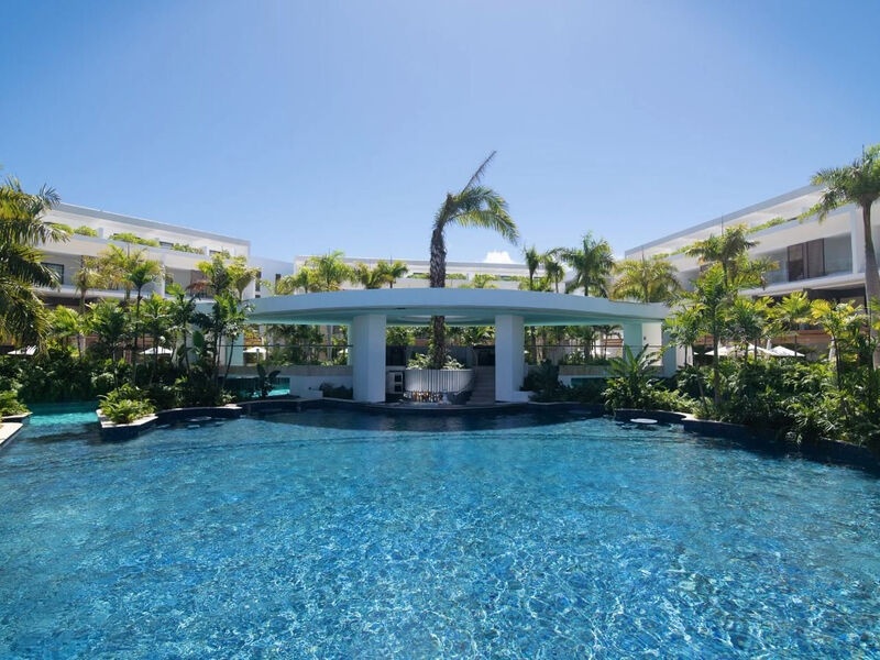 Dreams Onyx Resort