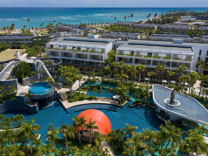 Dreams Onyx Resort