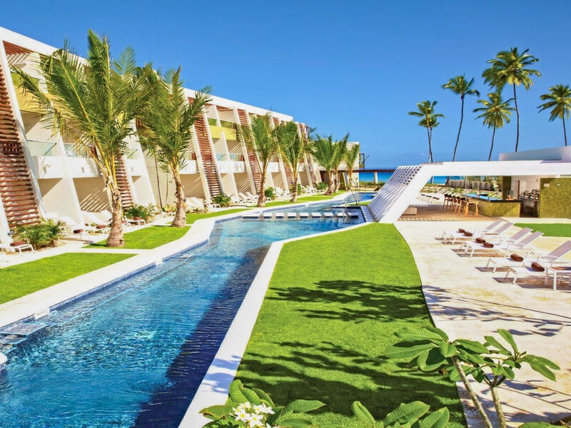 Dreams Onyx Resort