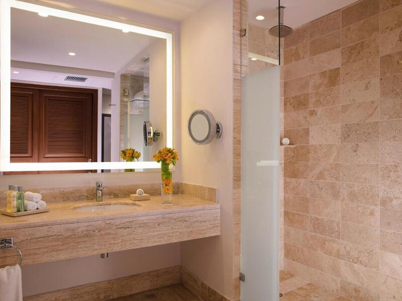 Dreams Sapphire Resort & Spa