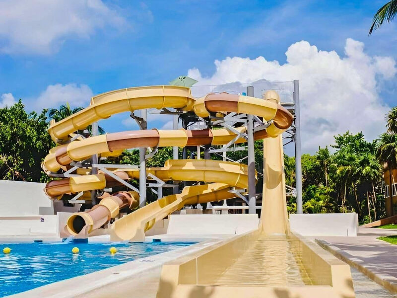 Dreams Sapphire Resort & Spa