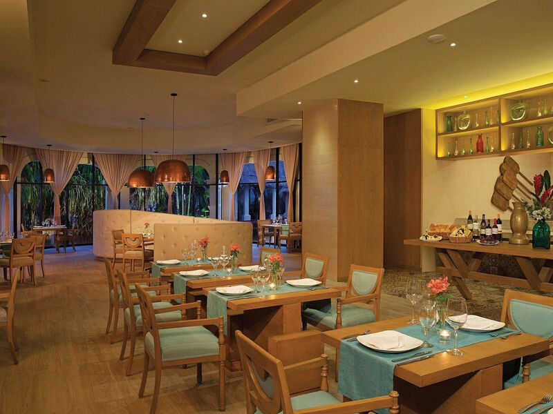 Dreams Sapphire Resort & Spa