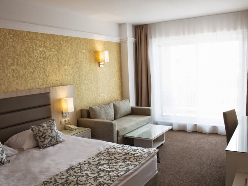 Dreams Sunny Beach Resort & Spa