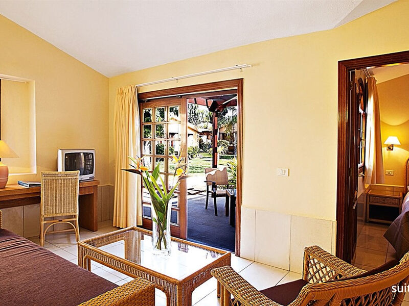 Dunas Suites & Villas Resort