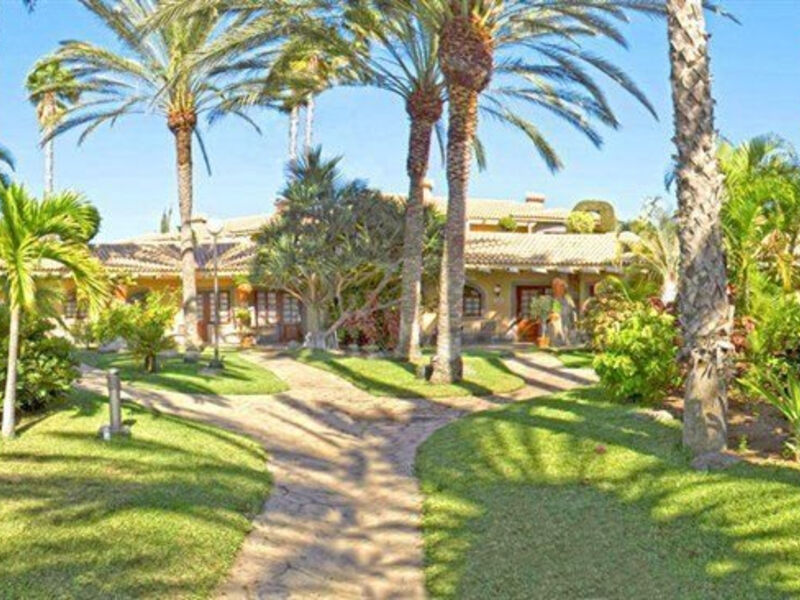 Dunas Suites & Villas Resort