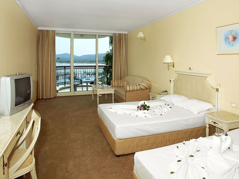 Duni Royal Marina Beach