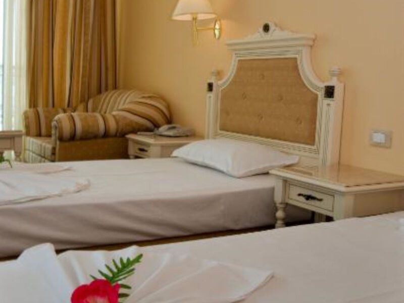 Duni Royal Marina Beach