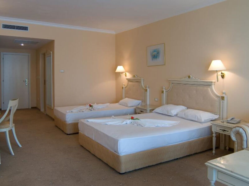 Duni Royal Marina Beach